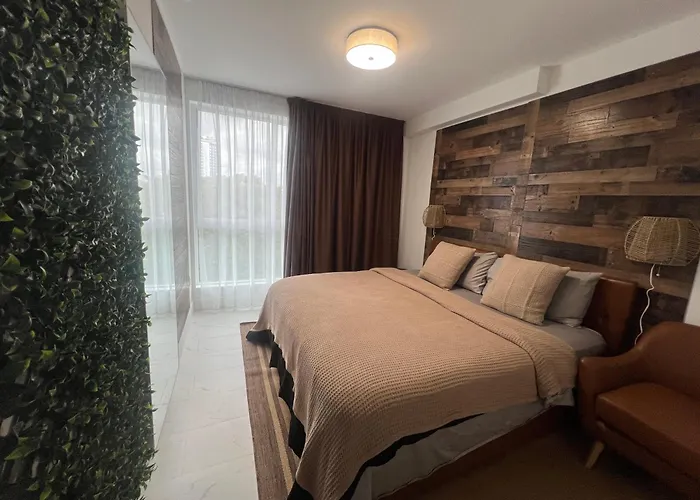 Miami Wood Apart Hotel New 2024 - Private Terrace - Free Garage - Beach 5 Min