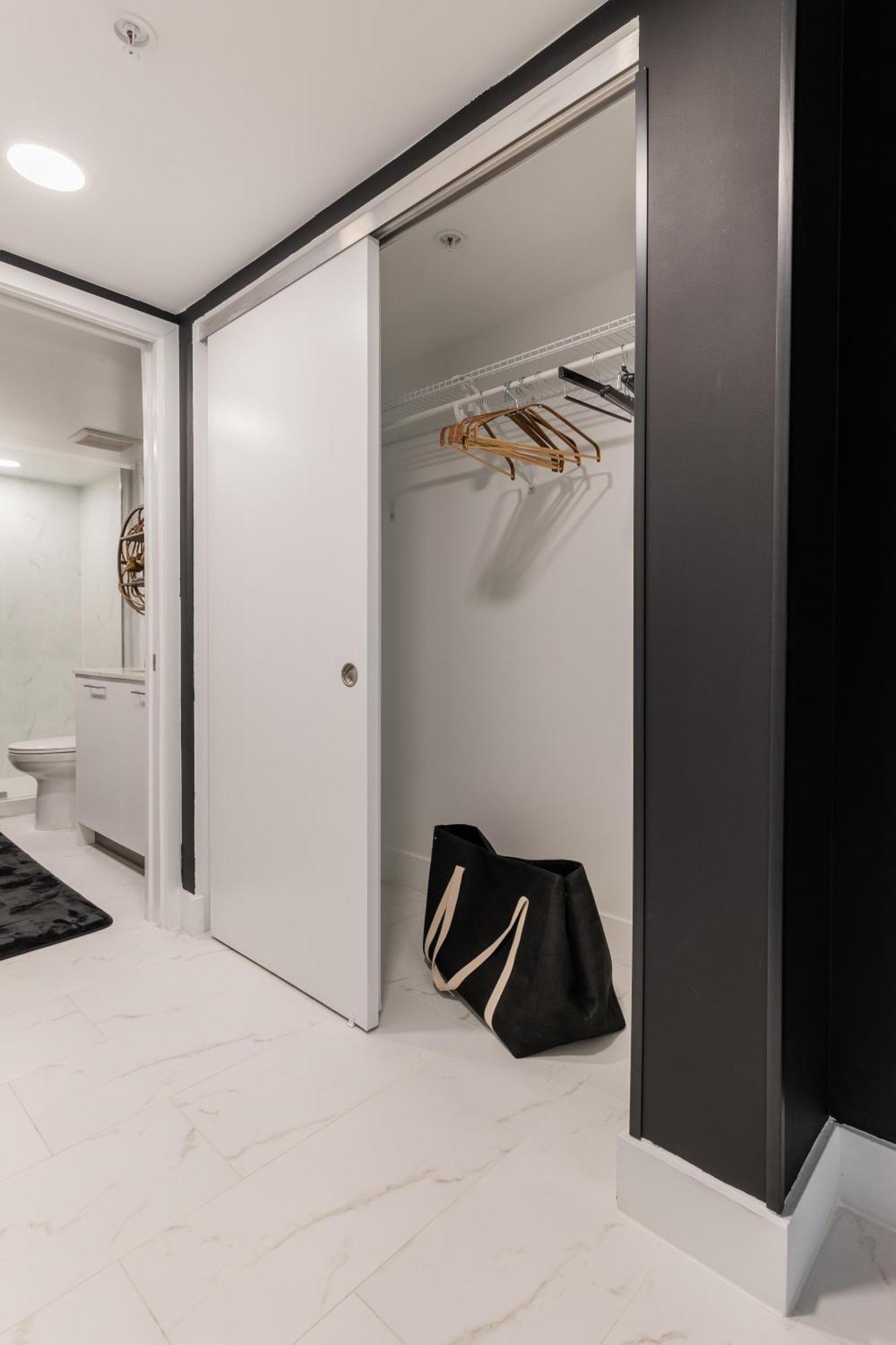 Miami Wood New 2024 - Private Terrace - Free Garage - 5 Min Hollywood
