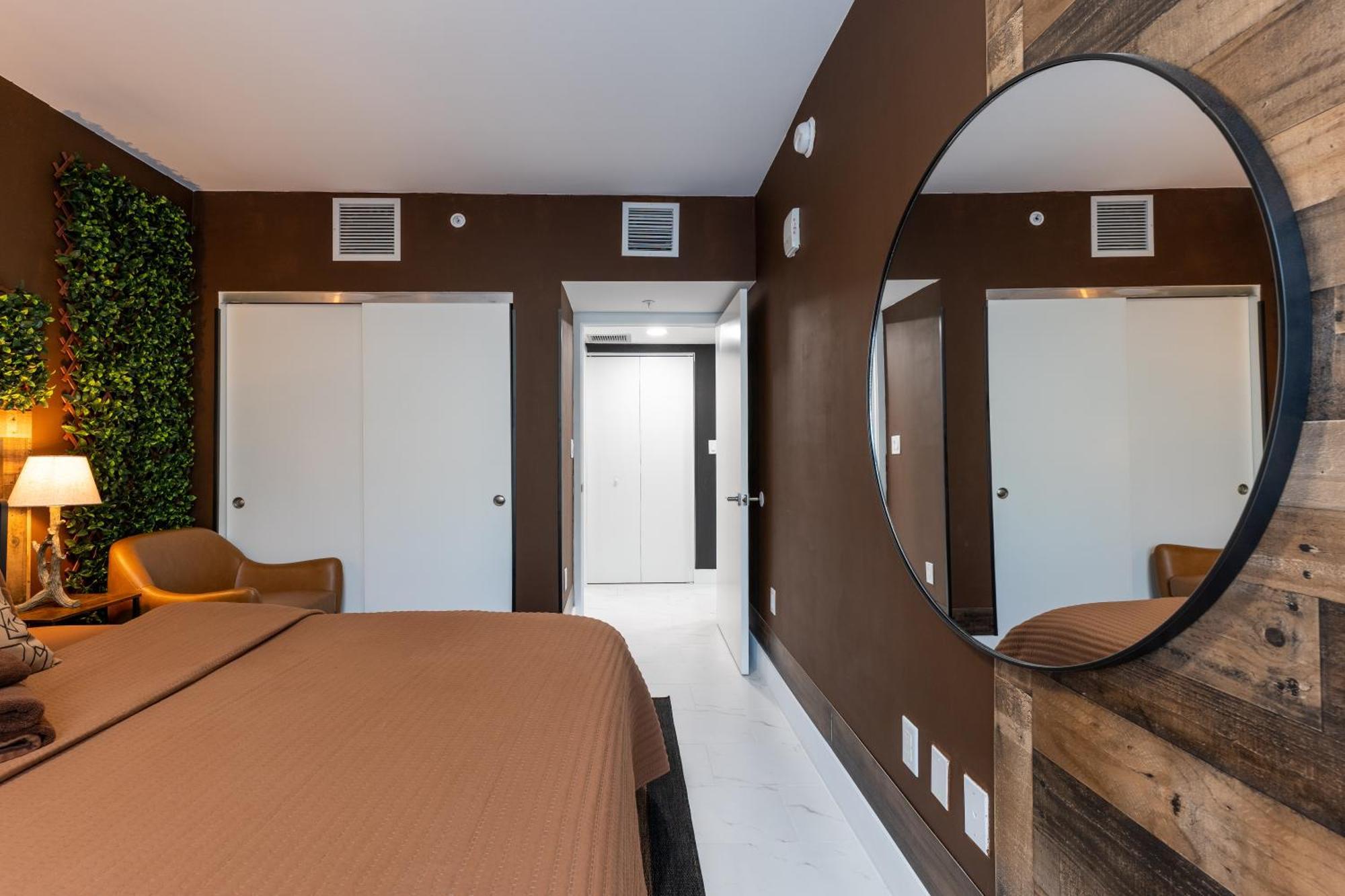 Miami Wood New 2024 - Private Terrace - Free Garage - 5 Min * Hollywood