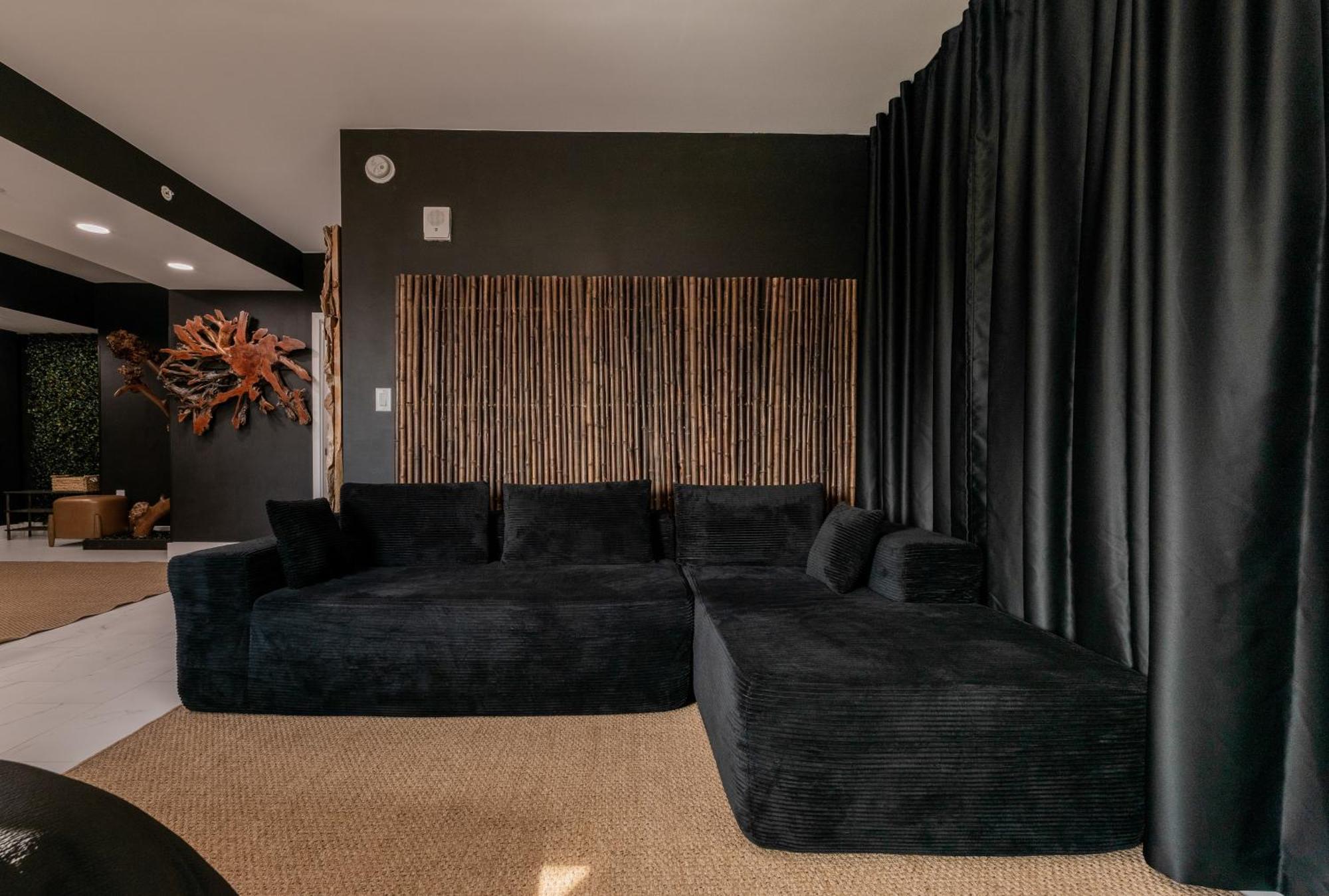 Miami Wood New 2024 - Private Terrace - Free Garage - 5 Min Apartment Hollywood
