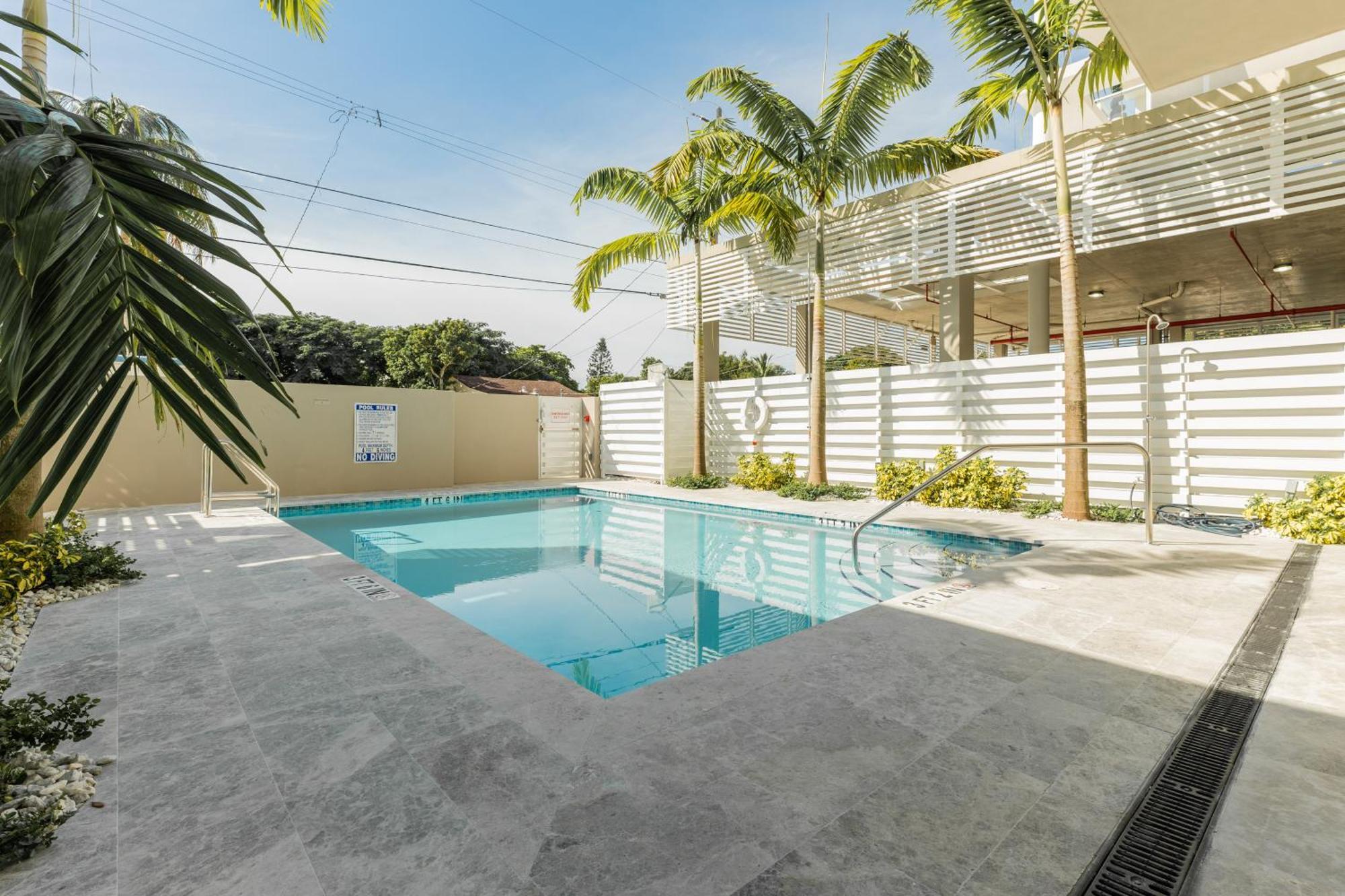 Miami Wood New 2024 - Private Terrace - Free Garage - 5 Min Apartment *