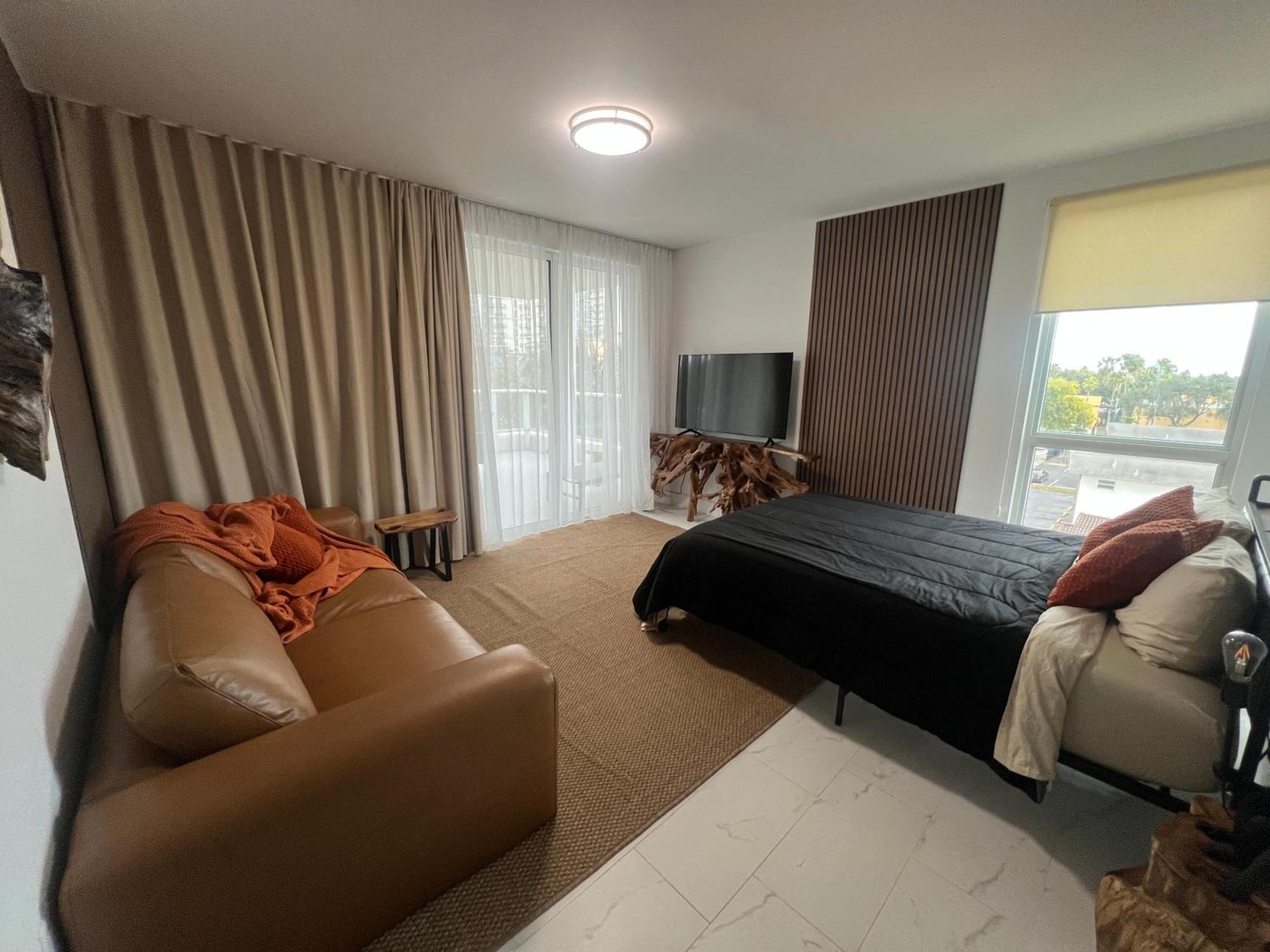 Miami Wood New 2024 - Private Terrace - Free Garage - 5 Min Apartment